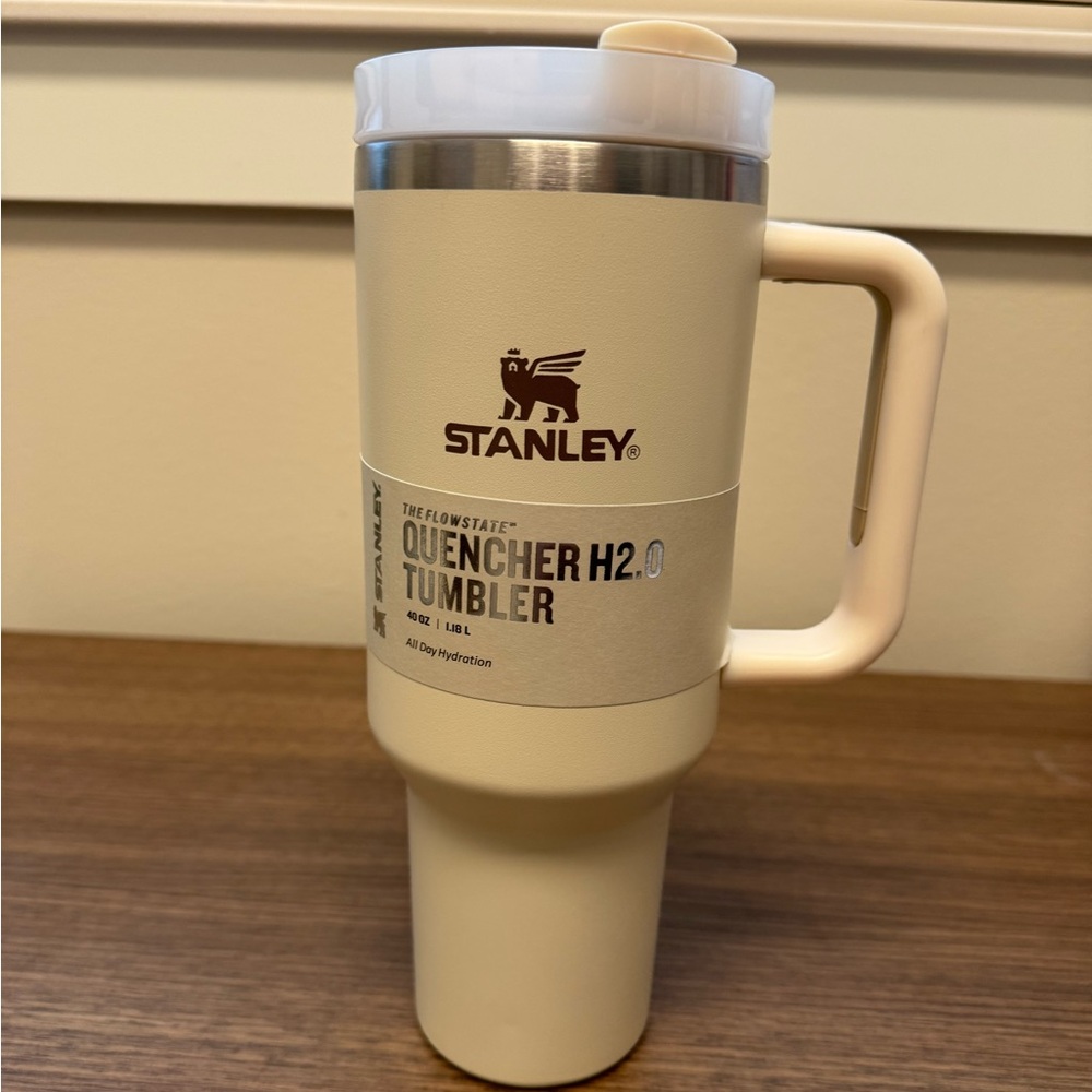 Stanley Cream Tumbler with Handle